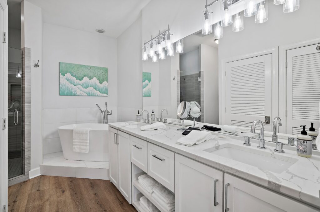Seahaven primary bathroom with double vanity