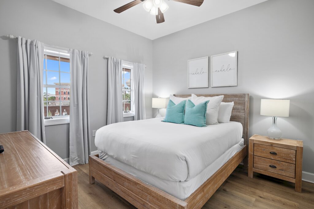 Seahaven guest bedroom with queen bed