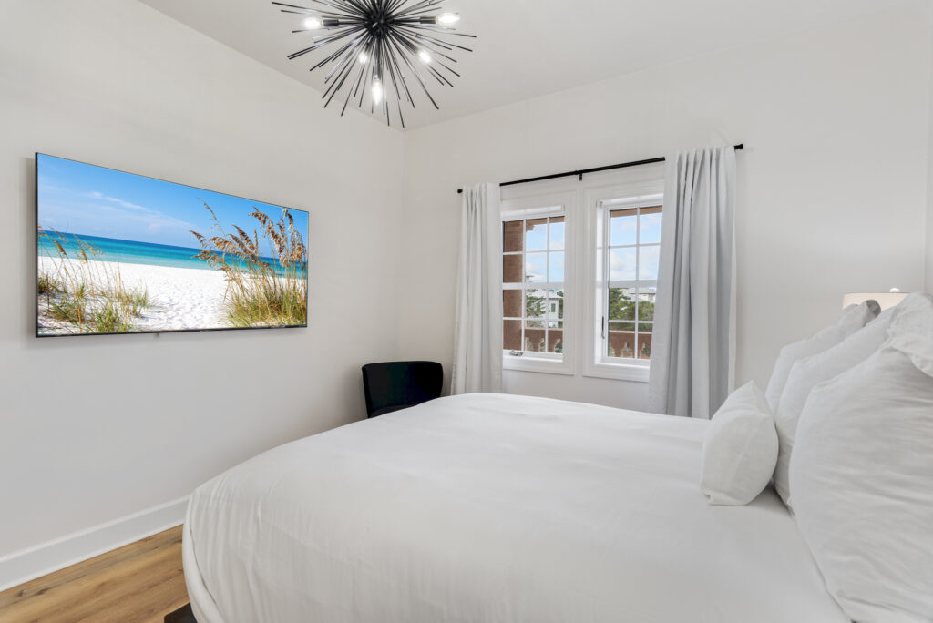 Sea Breeze sitting area with comfortable coastal seating