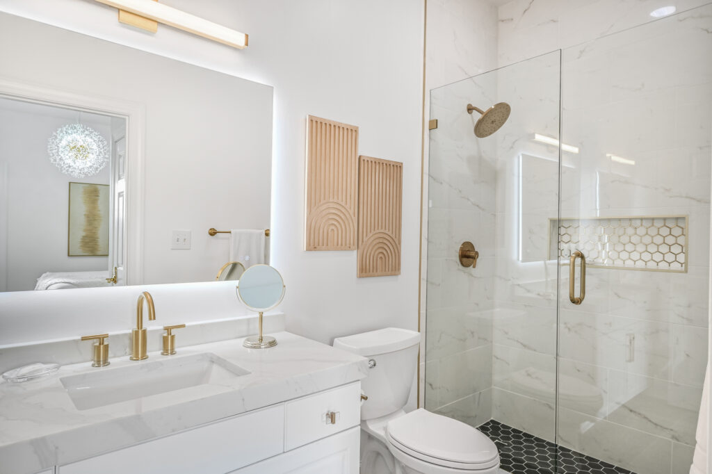 Sea Pearl bathroom in Seacrest Florida