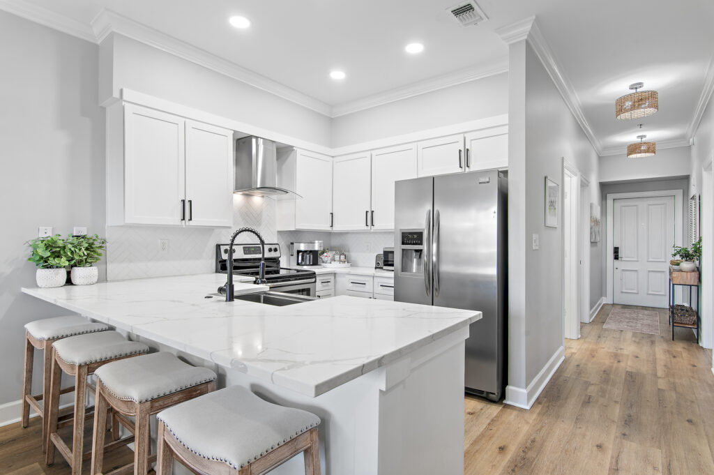 Seahaven kitchen with island and white countertops